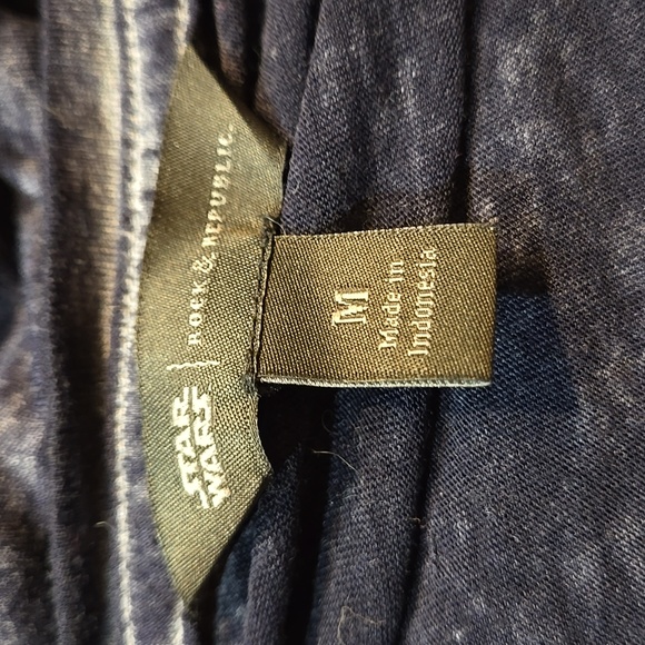 Star Wars Rock & Republic R2D2 Navy Blue Sheer Tissue Top - Medium - Picture 7 of 9